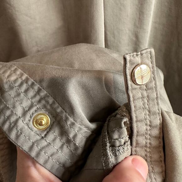 Chico's Secret Stretch Luxe Utility Convertible Crop to Ankle Pant Green 3/16/XL - Picture 8 of 12